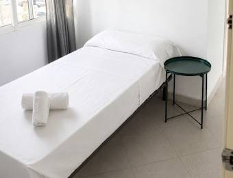 Malvarrosa Beach Rooms 5