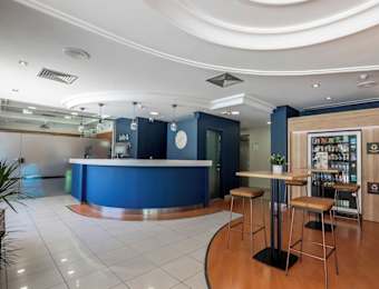 Travelodge Alicante Puerto 2