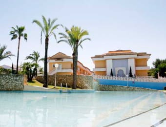 Aparthotel Bahia Pinosol 4