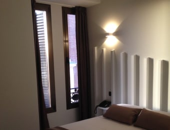 Hostal Gran Via 44 4
