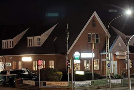 Hotel LEANO 1