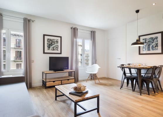 Amister Apartments 1
