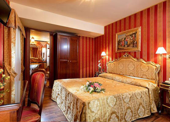 Hotel San Zulian 1