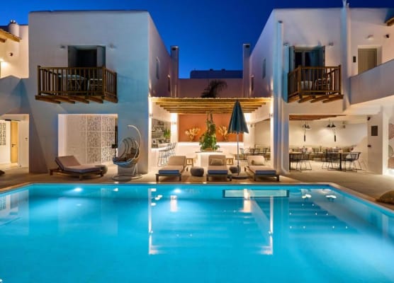 Adorno Beach Hotel and Suites 1