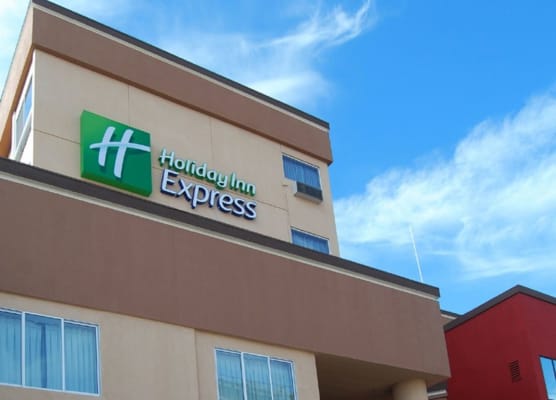 Holiday Inn Express & Suites LOS ANGELES DOWNTOWN WEST by IHG 1