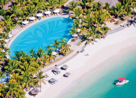 Paradis Beachcomber Golf Resort & Spa 1