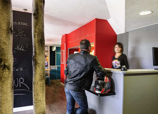 hotelF1 Lille Metropole 1