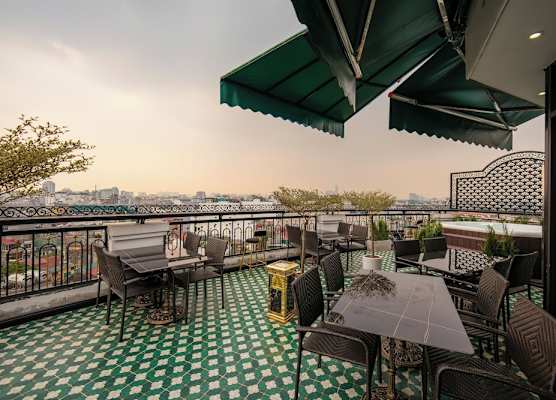 Hanoi Plaza Suite Hotel & Spa 1