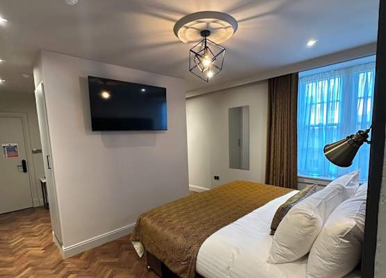 King Street Aparthotel 1