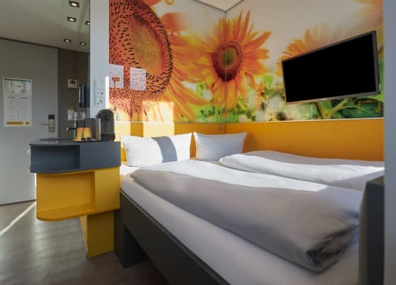 Buddy Hotel 1