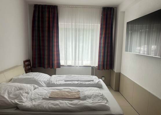 HS Hotel 1