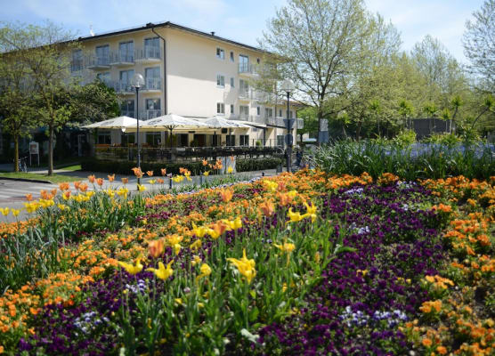 Hotel Dein Franz - Bistro, Kaffeebar & Outdoor-Lounge - 1