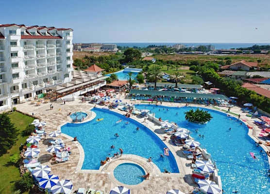 Serenis Hotel 1