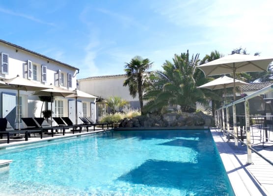 Le Clos Saint-Martin Hôtel & Spa 1