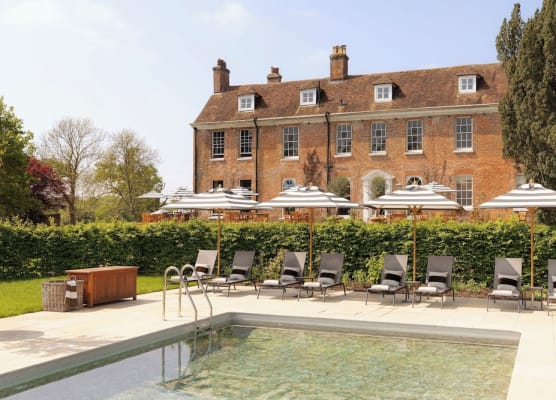 New Park Manor Hotel 1