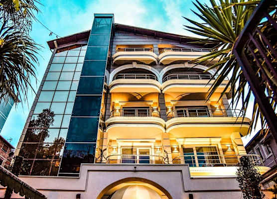 VH Broad Way Tirana Center Hotel 1
