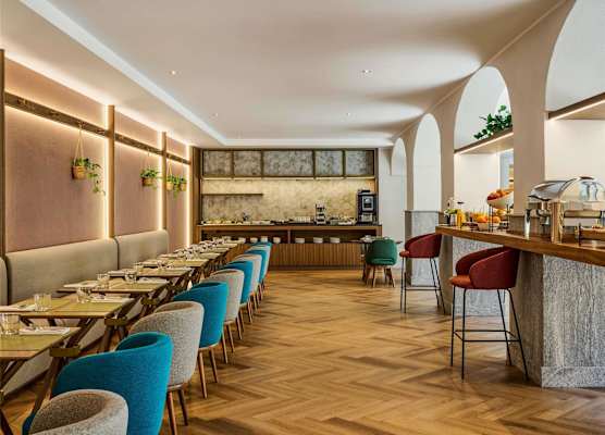 Hotel Giacomo Morra Alba - Handwritten Collection 1
