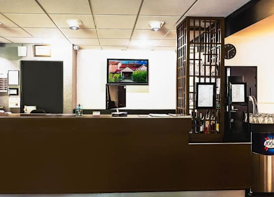 Logis Hotel Lons-le-Saunier - Restaurant Le Grill 1