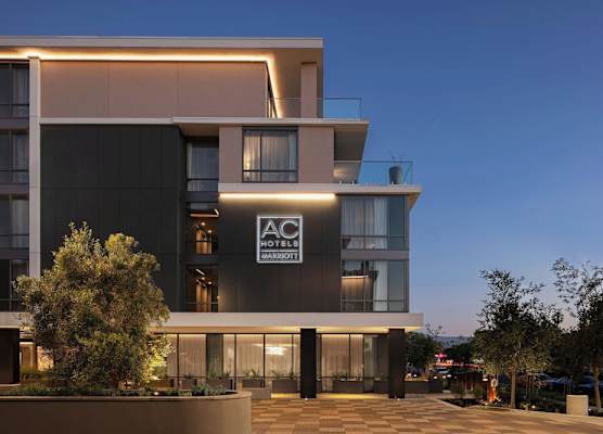 AC Hotel by Marriott Palo Alto 1