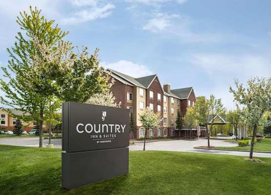 Country Inn & Suites by Radisson, Novi, MI 1