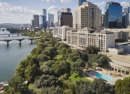 Four Seasons Hotel Austin 1