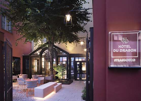Hôtel Du Dragon 1