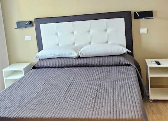 Convenient Booking B&B 1