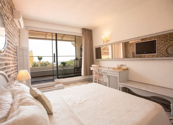 S3 Orange Exclusive Hotel 1