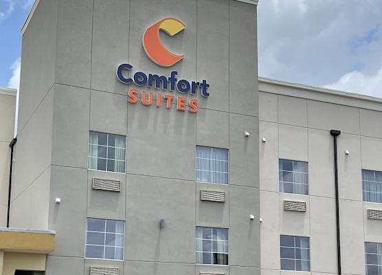 Comfort Suites Lake Charles 1