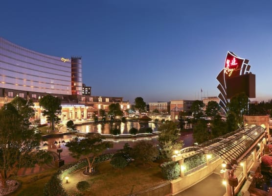 Royal International Hotel 1