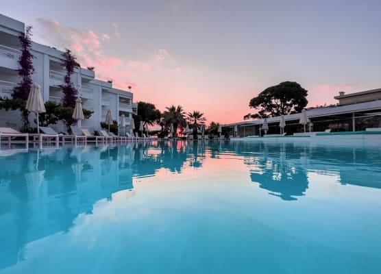 Marathon Beach Resort 1