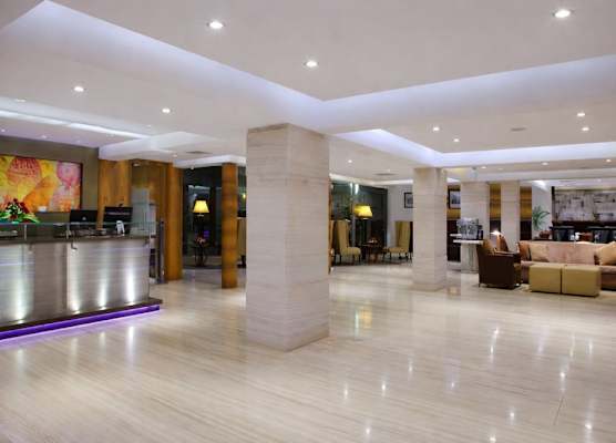 Hiltop Hotel 1