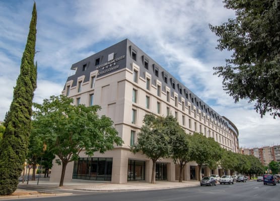 Hotel Giralda Center 1