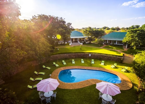 Batonka Guest Lodge 1