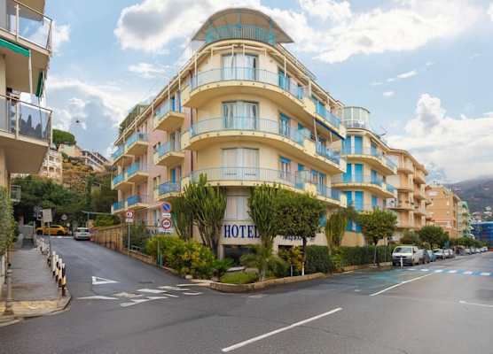 LVG Hotel Collection - Majestic 1