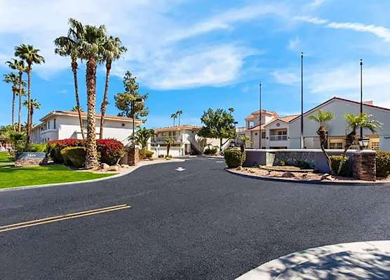 Baymont Inn & Suites by Wyndham Tempe University/Phoenix 1
