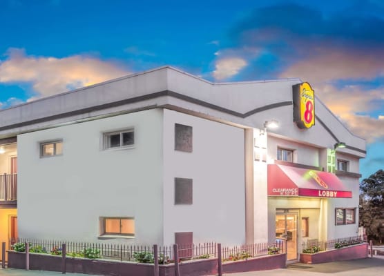 Super 8 by Wyndham North Bergen NJ/NYC Area 1