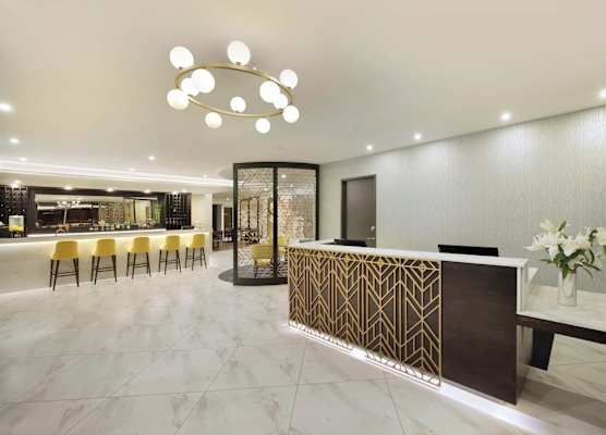 Swiss-Belhotel Napier 1
