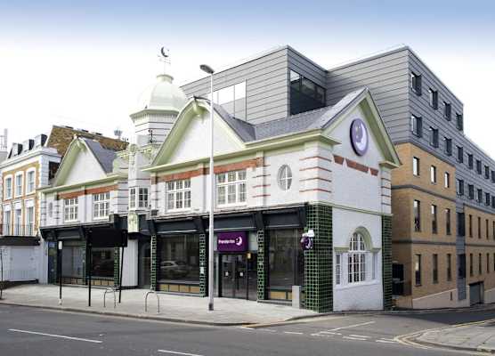 Premier Inn London Clapham 1