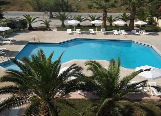 Leonidas Hotel & Studios 1