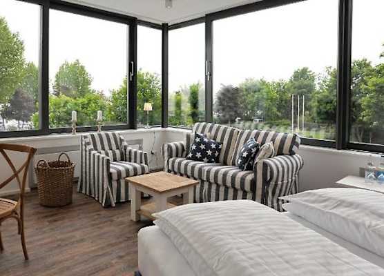 ACQUA Strande Yachthotel & Restaurant 1