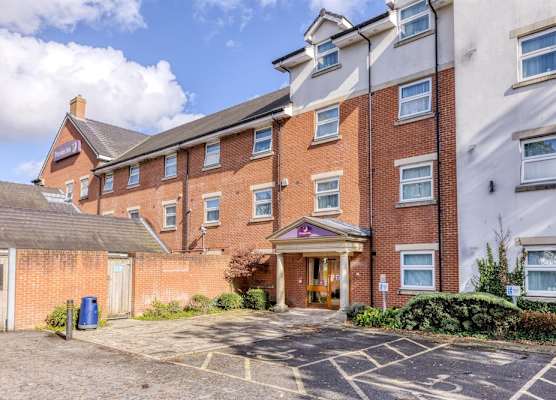 Premier Inn Birmingham Central Hagley Road 1