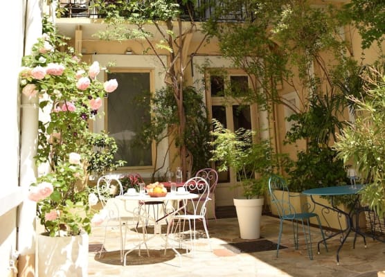 Hôtel Henri IV 1