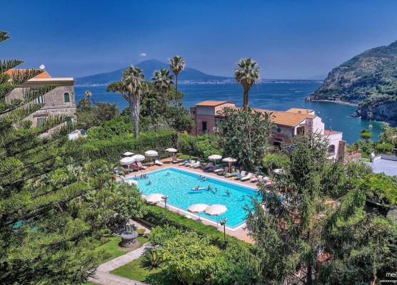 Aequa Hotel 1