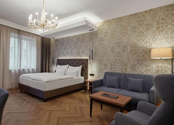 Hotel Schwarzer Adler Innsbruck 1