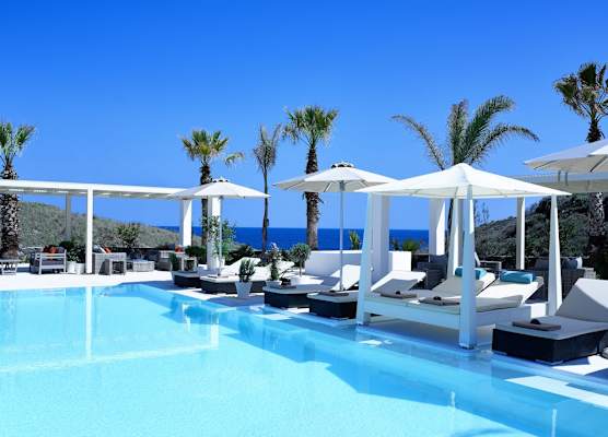 Aurora Luxury Suites 1