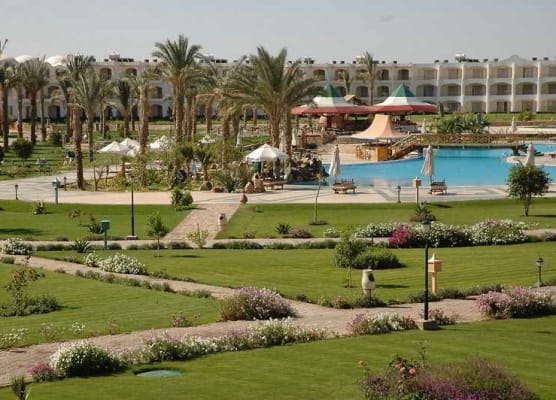 Brayka Bay Reef Resort 1