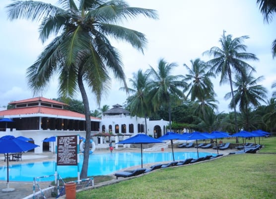 Jacaranda Indian Ocean Beach Resort 1