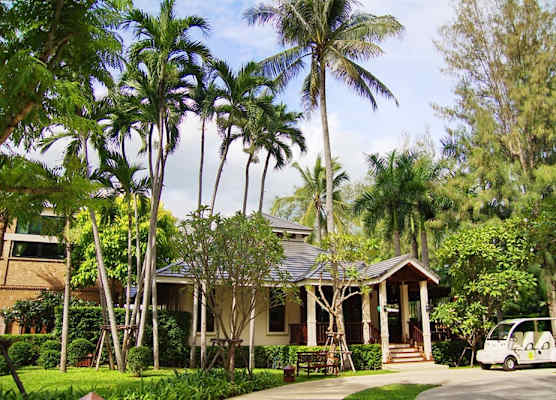 Raya Resort Beach front - The Most Green Resort in Cha-am 1