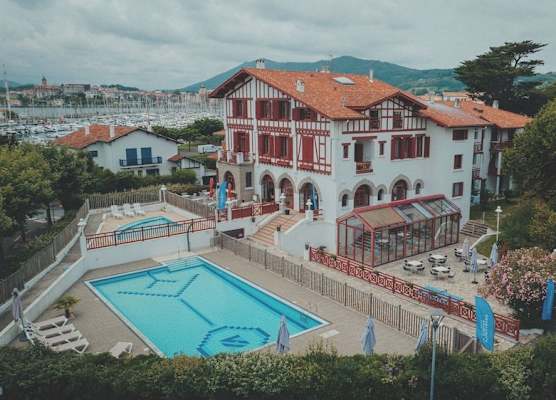 Hôtel & Résidence Vacances Bleues Orhoïtza 1